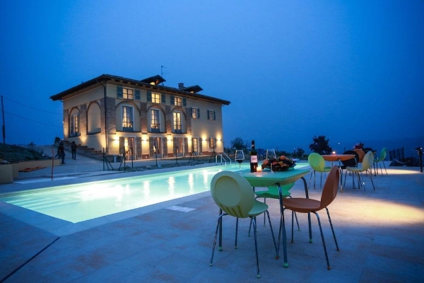 Hotel NaturalMente Wine Resort (Agliano Terme)